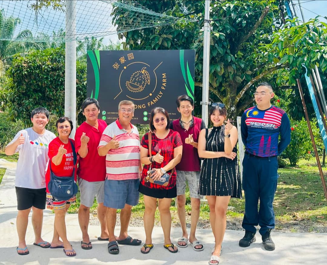 Mangosteen trees blooming at Cheong Family Farm